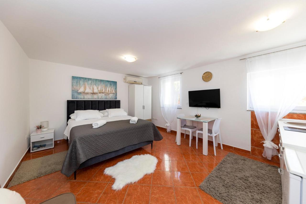 Apartmani Valentina Zadar Exterior foto