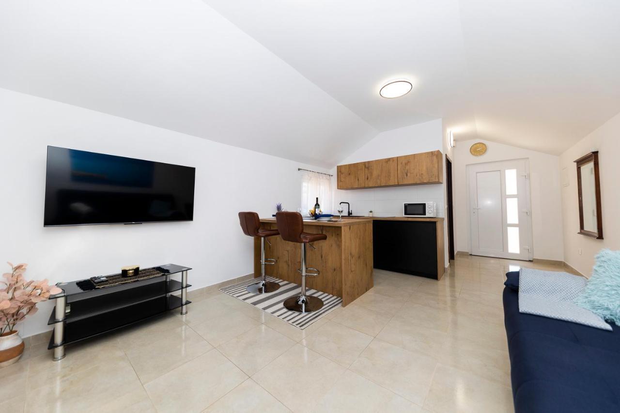 Apartmani Valentina Zadar Exterior foto
